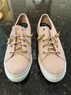 Sperry Women’s Dusty Pink sparkly  Canvas Lace-Up Sneakers.  Worn once.